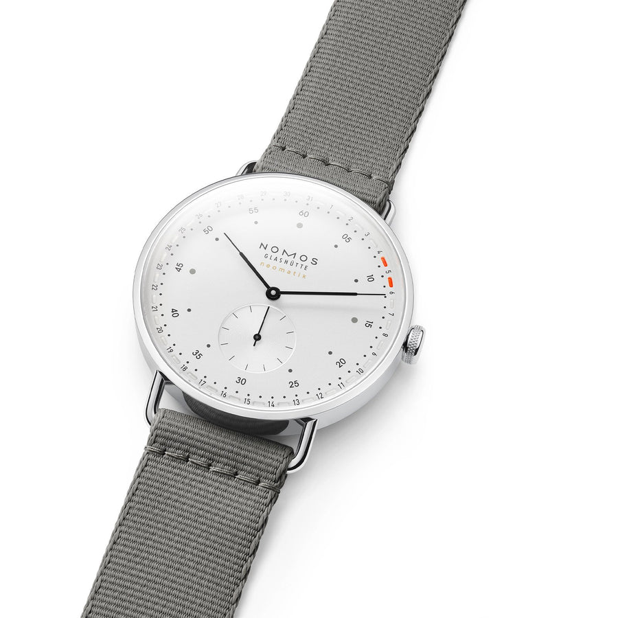 NOMOS Glashütte Metro Neomatik 41 Update -