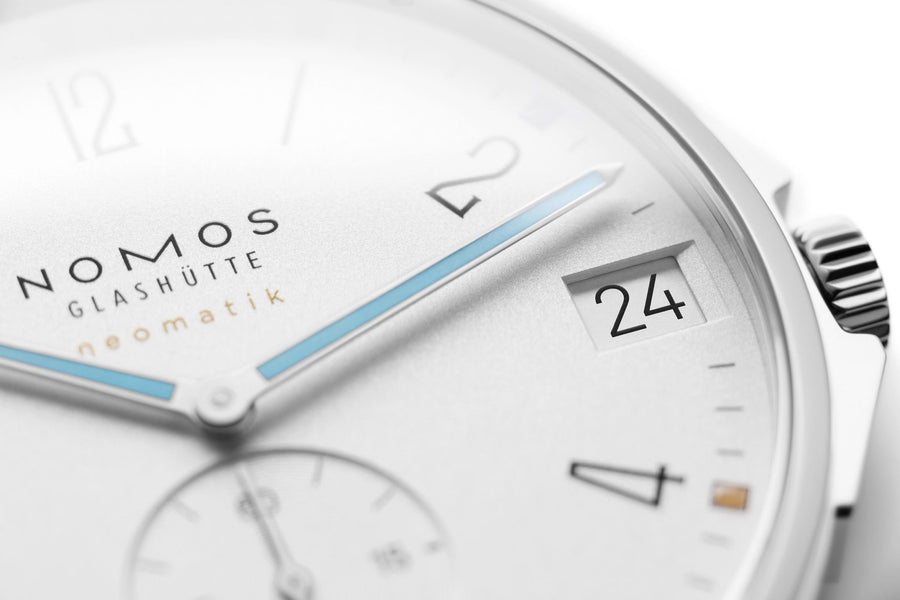 NOMOS Glashütte Tangente Sport Neomatik 42 Date -