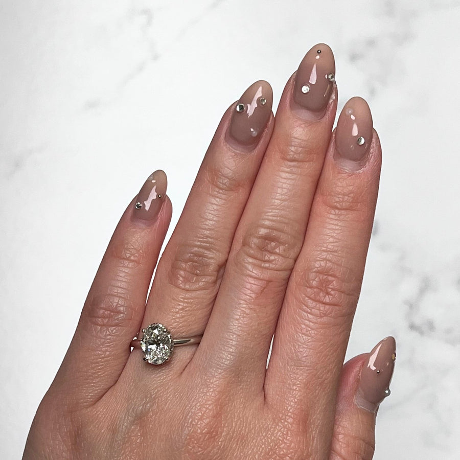 Oval-cut Engagment Ring - DRJST02838