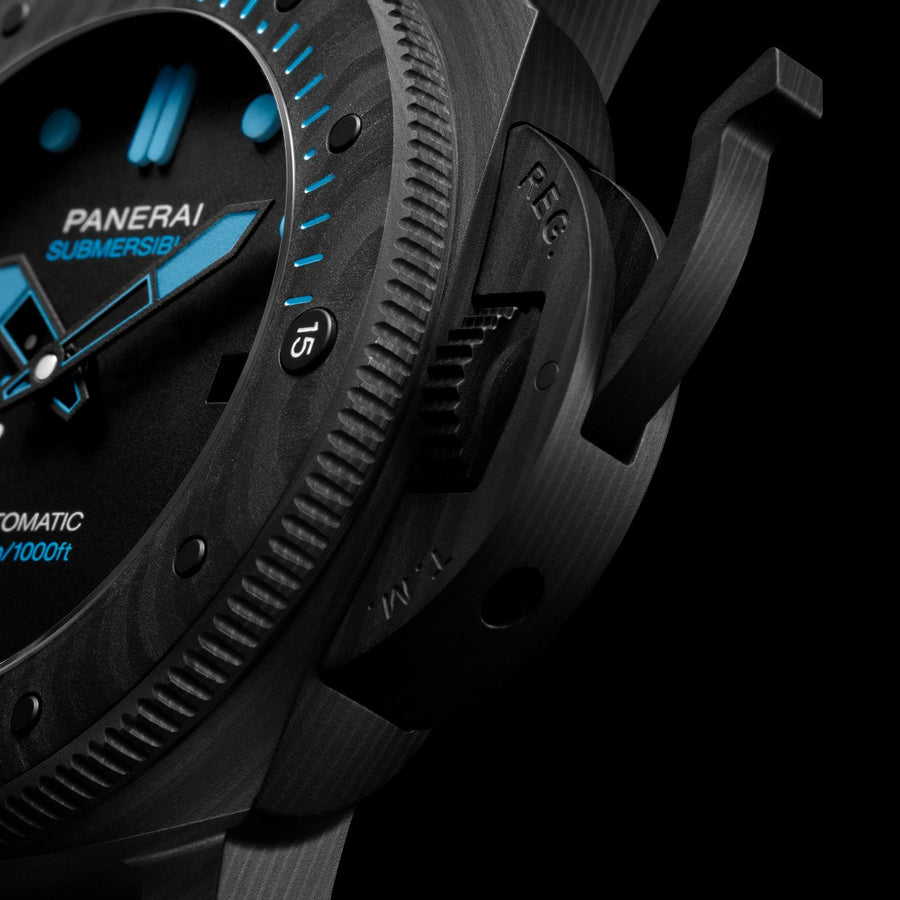 Panerai Submersible Carbotech - 47mm -