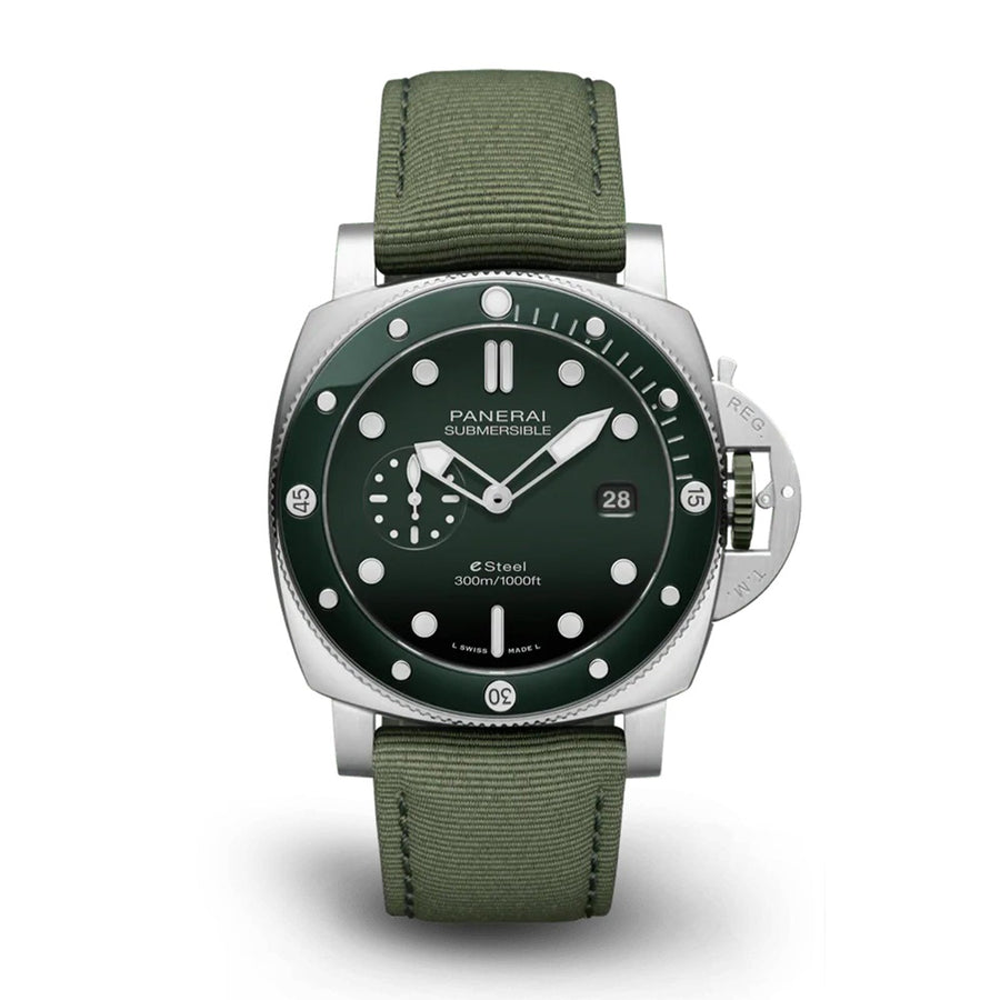 Panerai Submersible QuarantaQuattro ESteel™ Verde Smeraldo in a 44mm stainless steel/green ceramic case with green dial on textile strap, featuring small seconds display, date display and automatic movement with up to three days of power reserve.