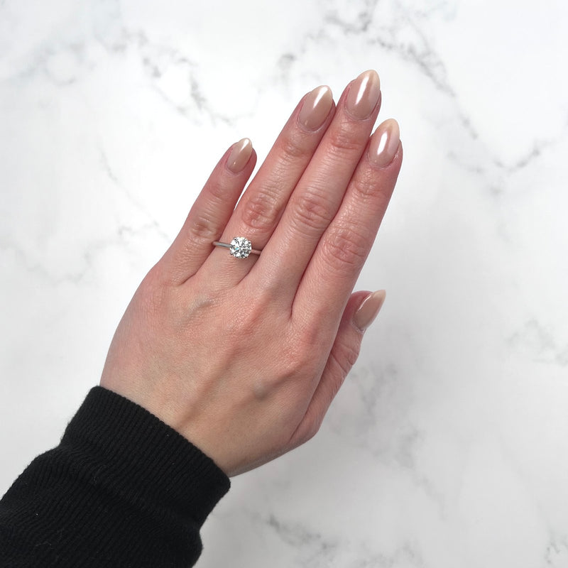 Round-cut Diamond Engagement Ring-Round-cut Diamond Engagement Ring - DRJST02106