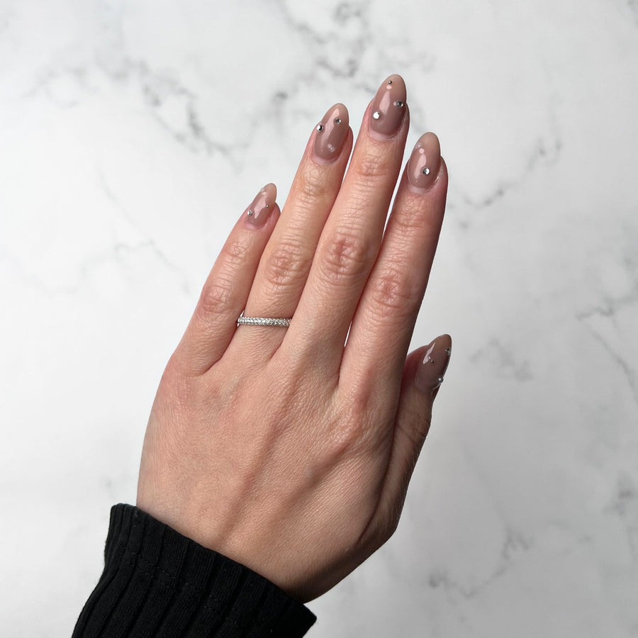 Round-cut Engagement Ring and Band Set - DRFMK03944