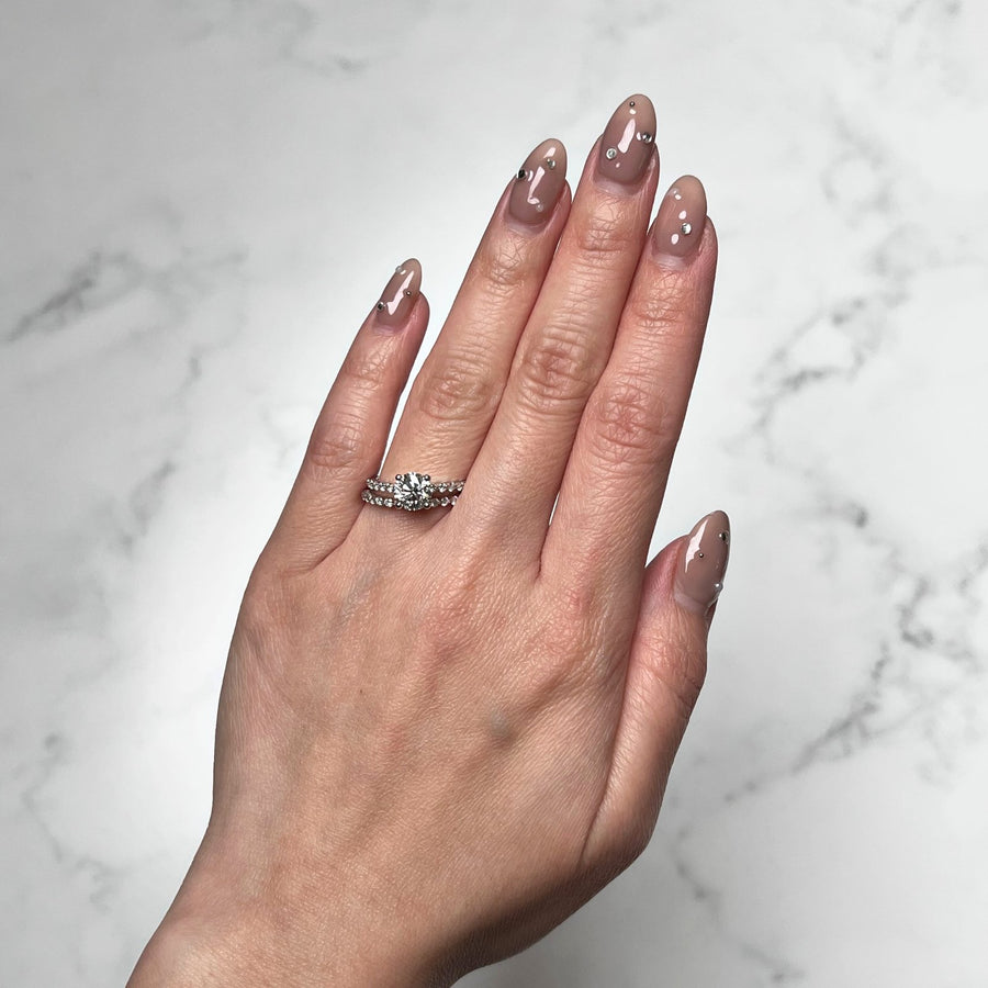 Round-cut Engagement Ring and Band Set - DRFMK03971