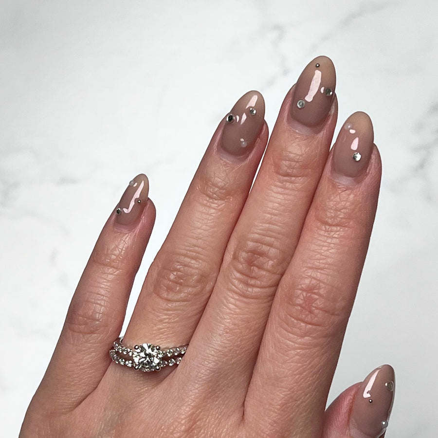 Round-cut Engagement Ring and Band Set - DRFMK03971