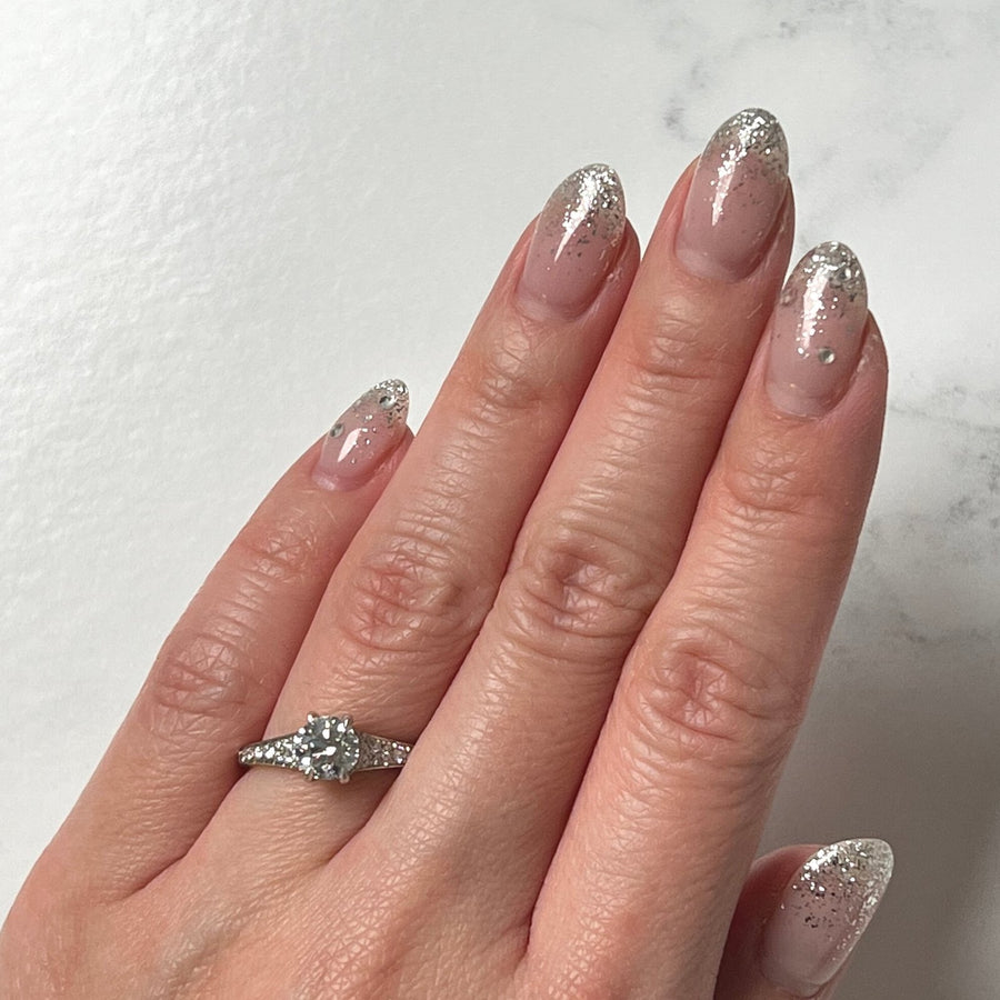 Round-cut Engagement Ring - DRFMK00836