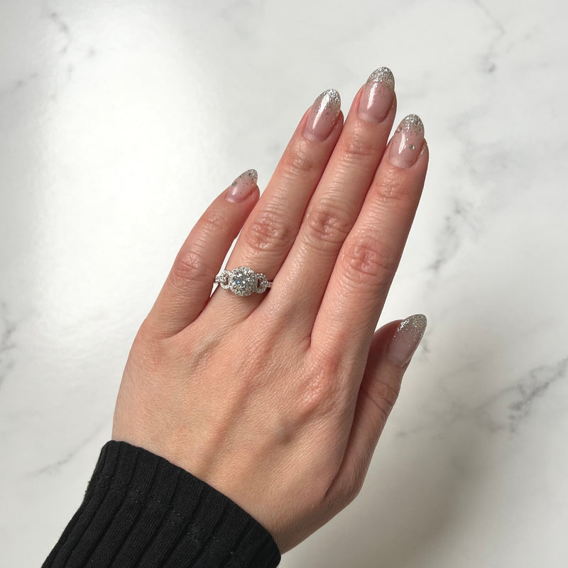 Round-cut Engagement Ring-Round-cut Engagement Ring - DRFMK02240