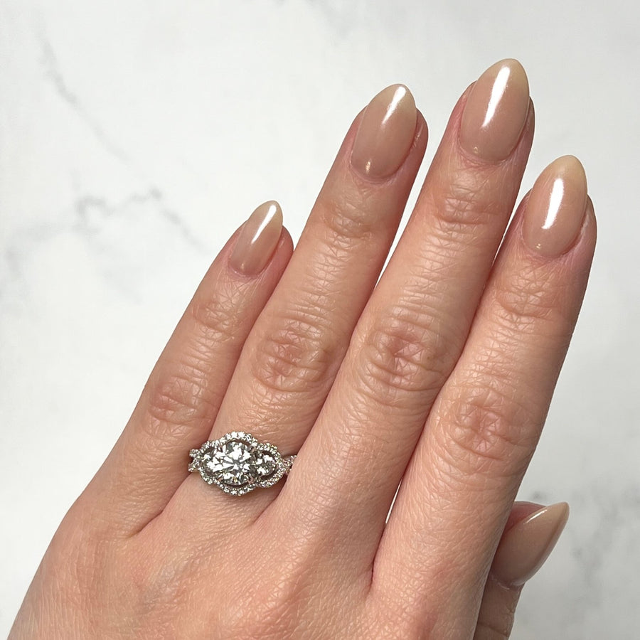 Round-cut Engagement Ring - DRFMK03114