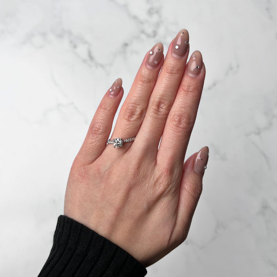 Round-cut Engagement Ring - DRFMK03926