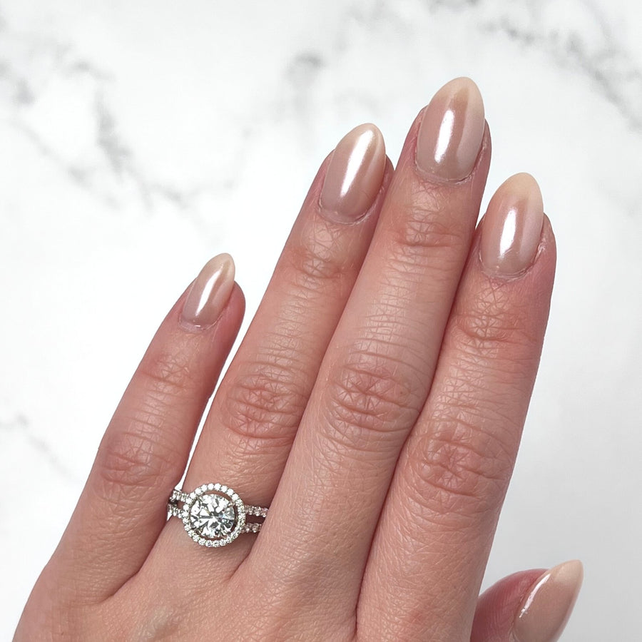 Round-cut Engagement Ring - DRJST00562
