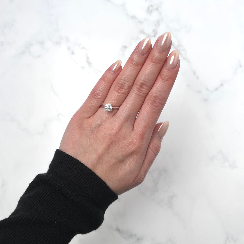 Round-cut Engagement Ring-Round-cut Engagement Ring - DRJST01900