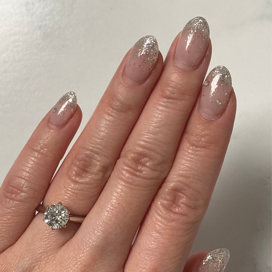 Round-cut Engagement Ring - DRJST02197