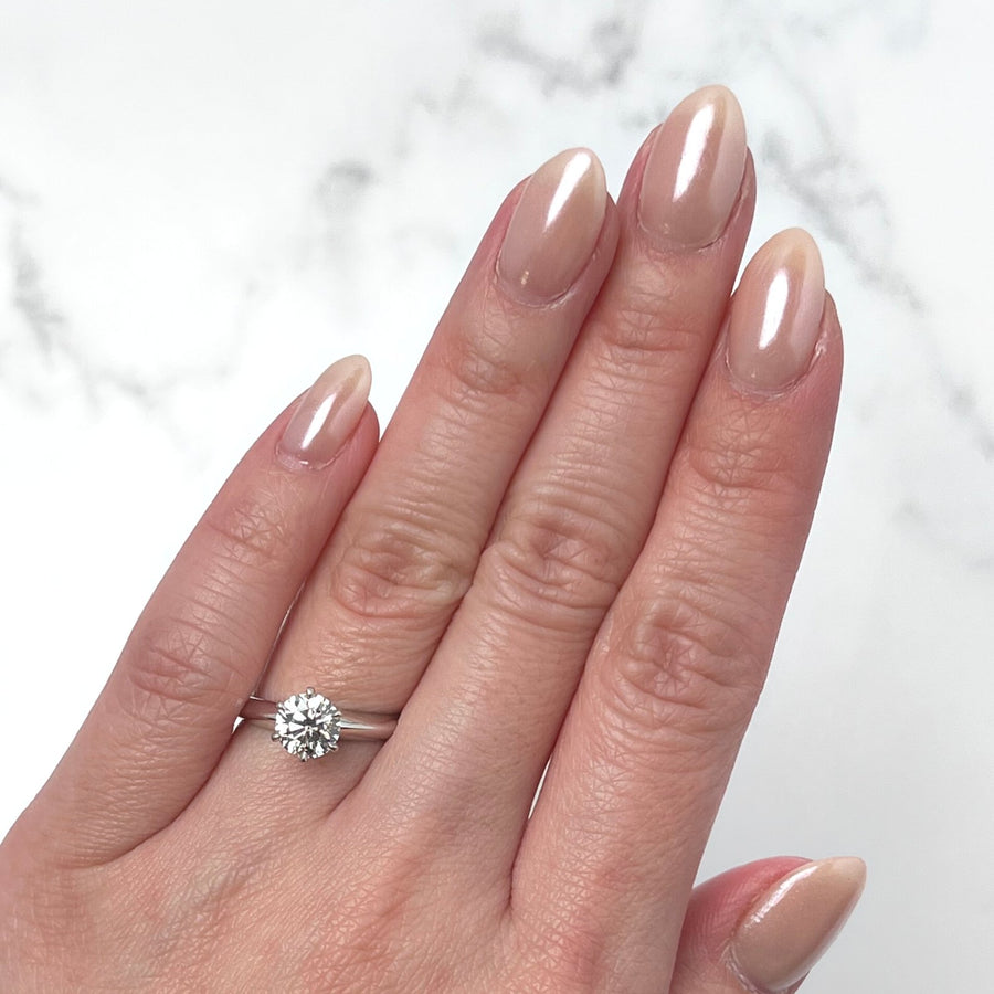 Round-cut Engagement Ring - DRLKI00208