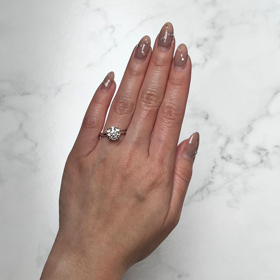 Round-cut Engagment Ring - DRFMK04006