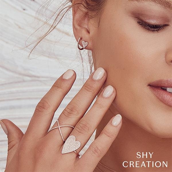 Shy Creation Diamond Heart Stud Earrings - SC55006930