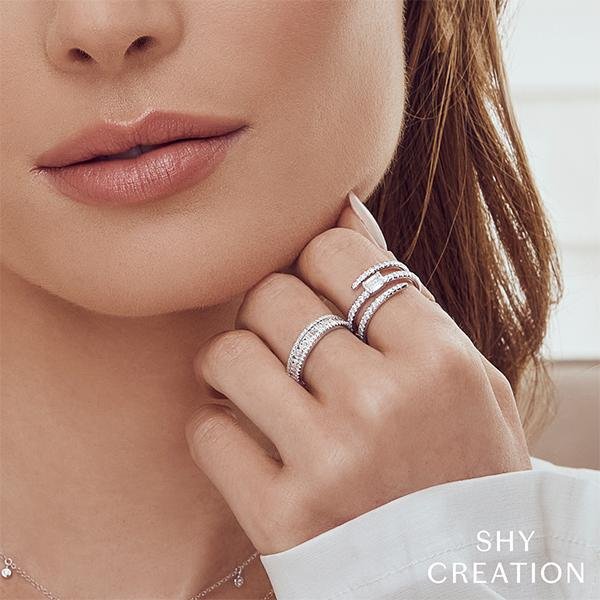 Shy Creation Emerald Diamond Coil Ring - SC22007591