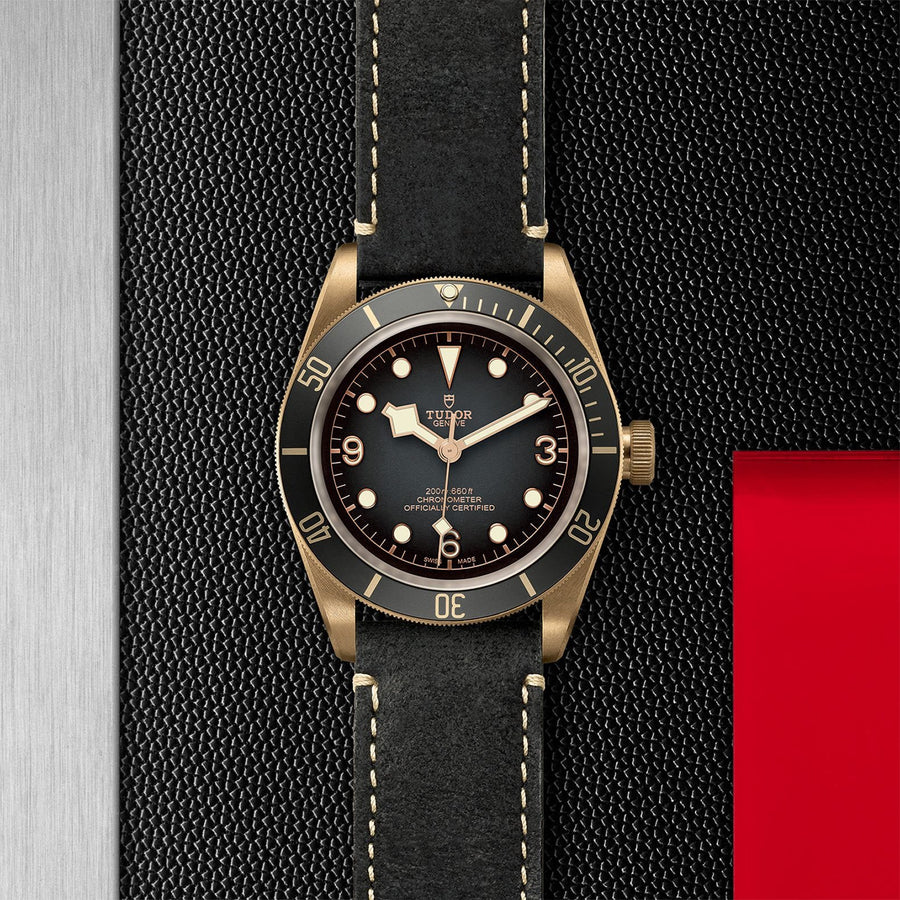 TUDOR Black Bay Bronze 43mm -