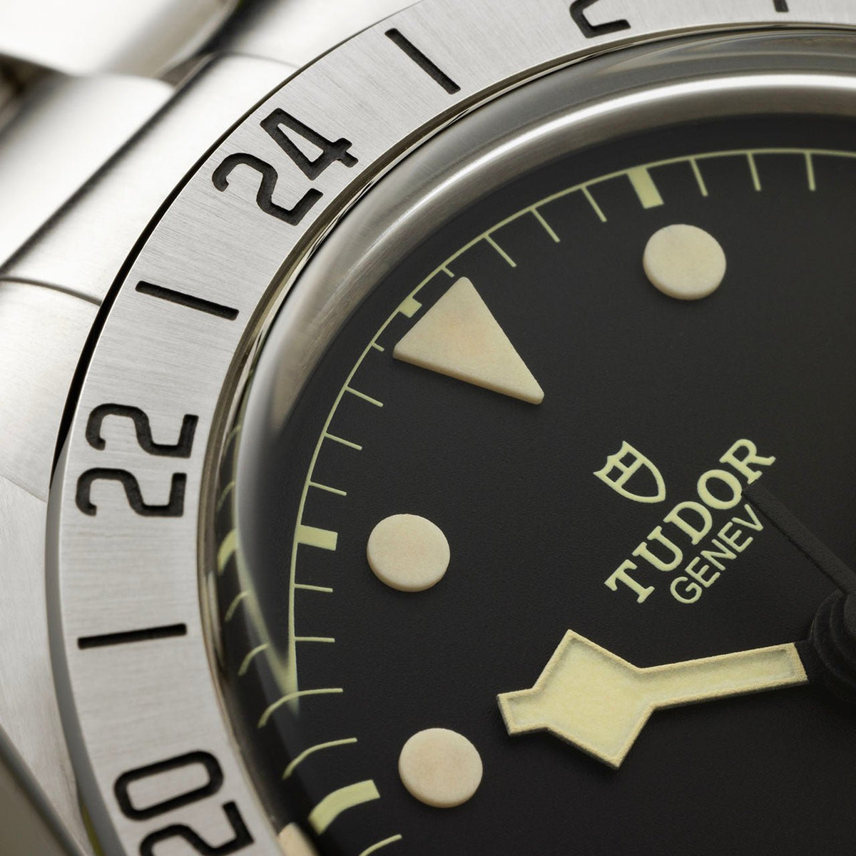 TUDOR Black Bay Pro 39mm Steel - M79470-0001