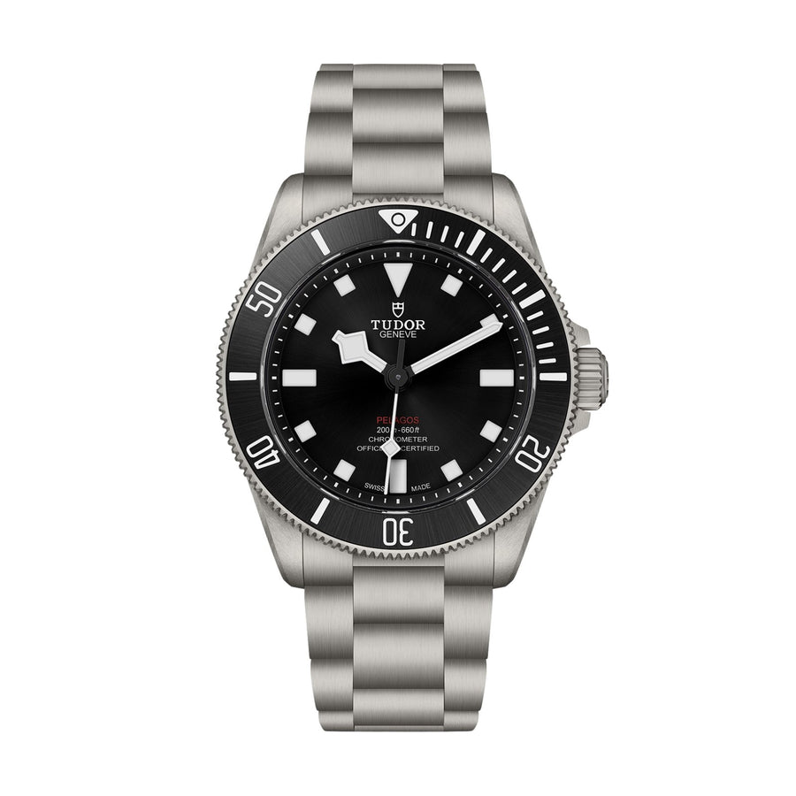 TUDOR Pelagos 39 Titanium - M25407N-0001 - TUDOR Pelagos 39 Titanium in a 39mm titanium case with black dial on titanium bracelet, featuring a unidirectional rotating bezel and automatic movement with up to 70 hours of power reserve.